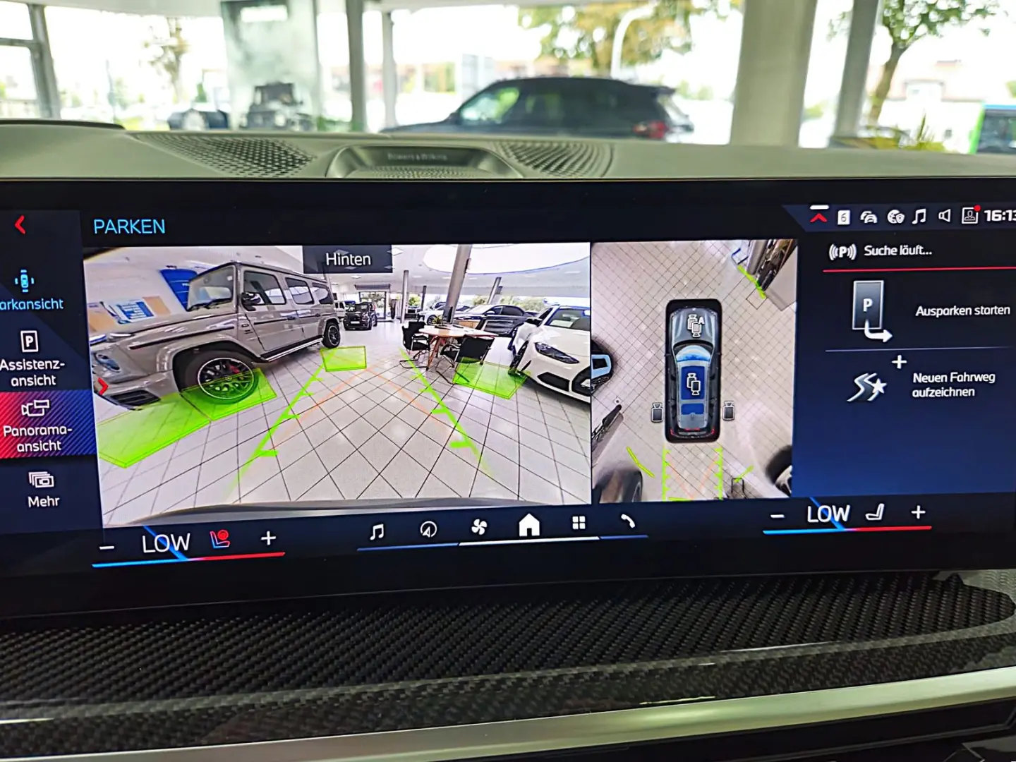 BMW X7 M60 i*PANO-SKY*B&W*HUD*KRISTALL*6-SITZ*360°