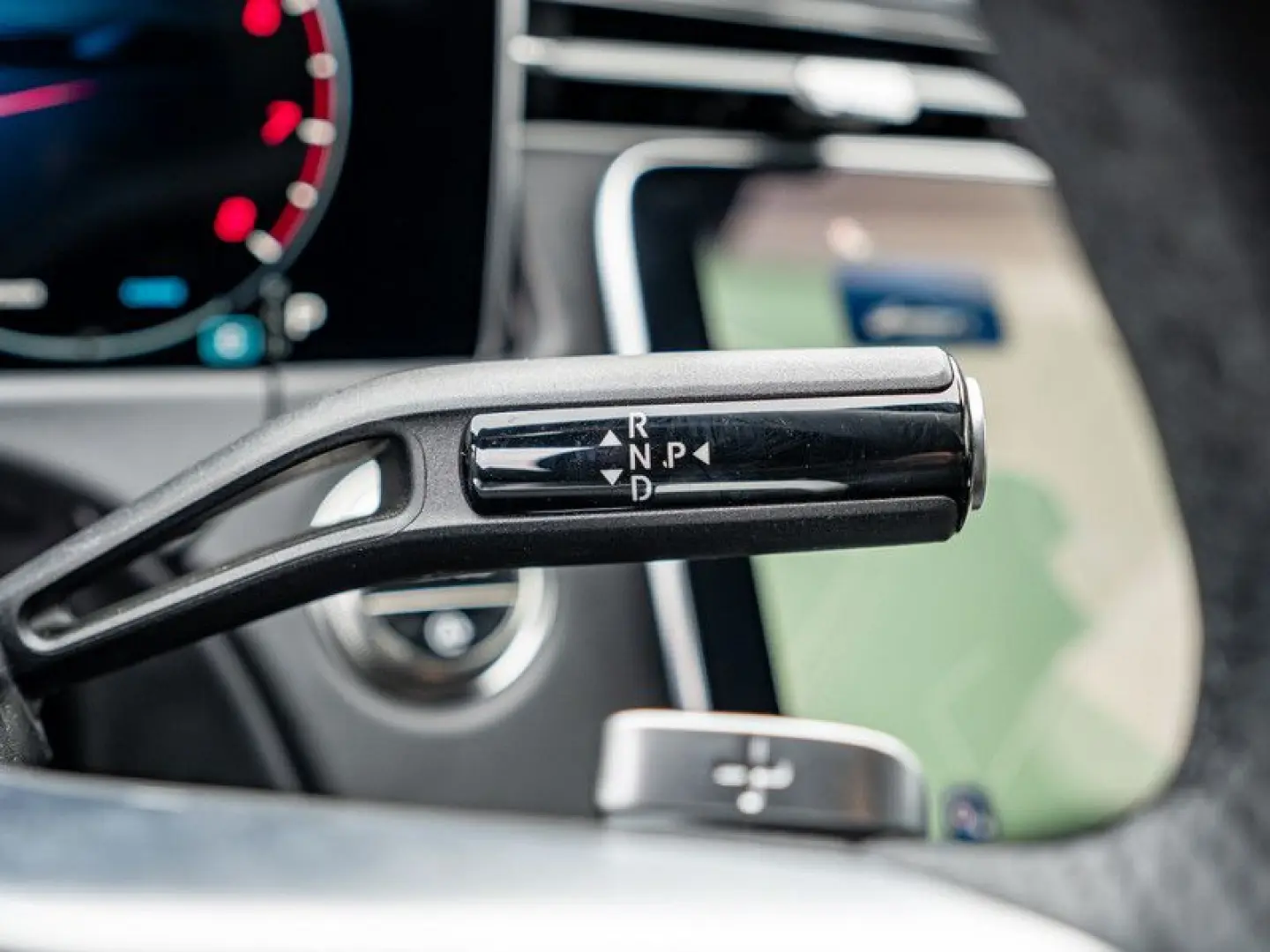 Mercedes-Benz E 450 4M AMG-Sport/DIGITAL/360/Pano/Distr