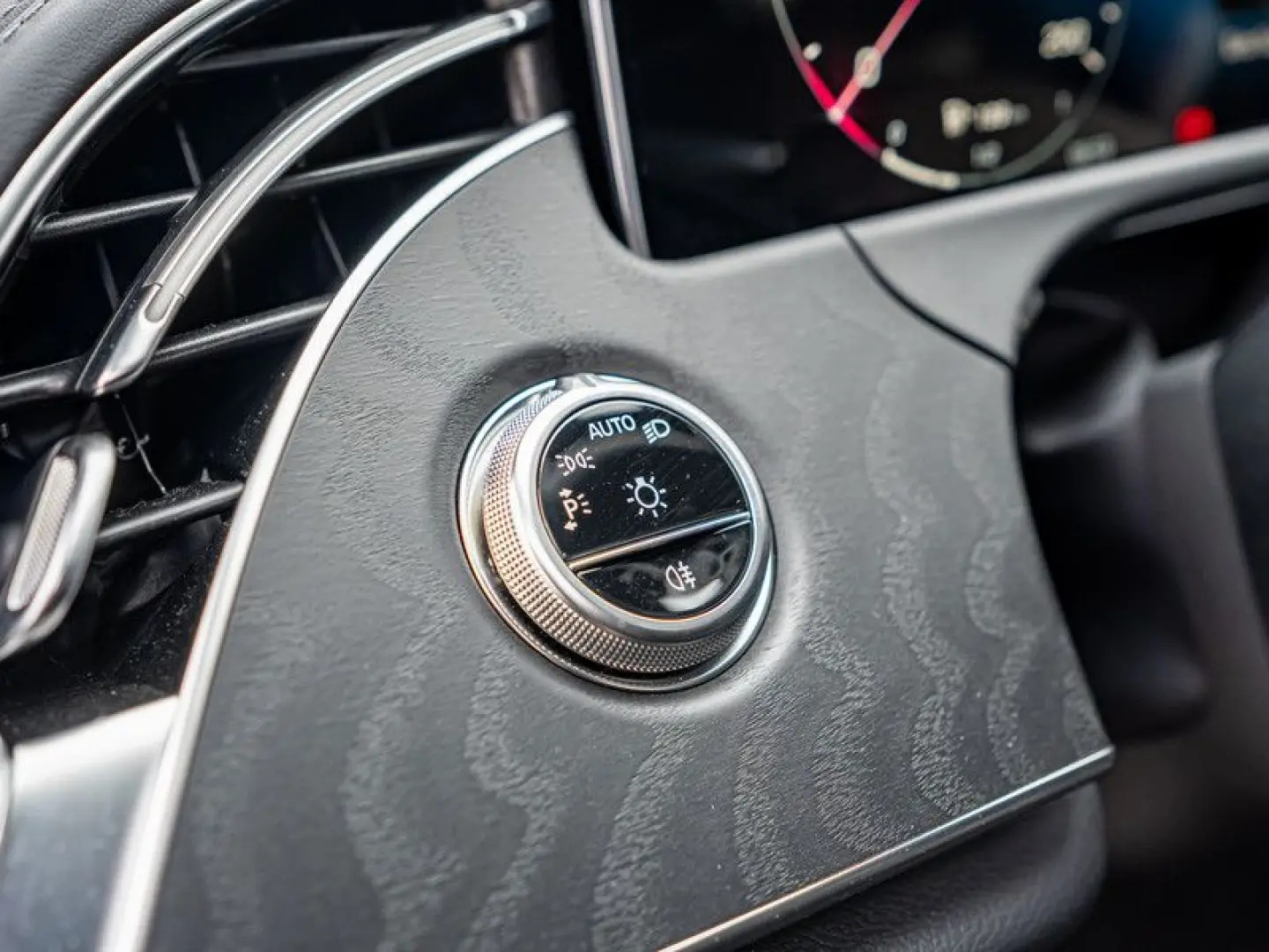 Mercedes-Benz E 450 4M AMG-Sport/DIGITAL/360/Pano/Distr