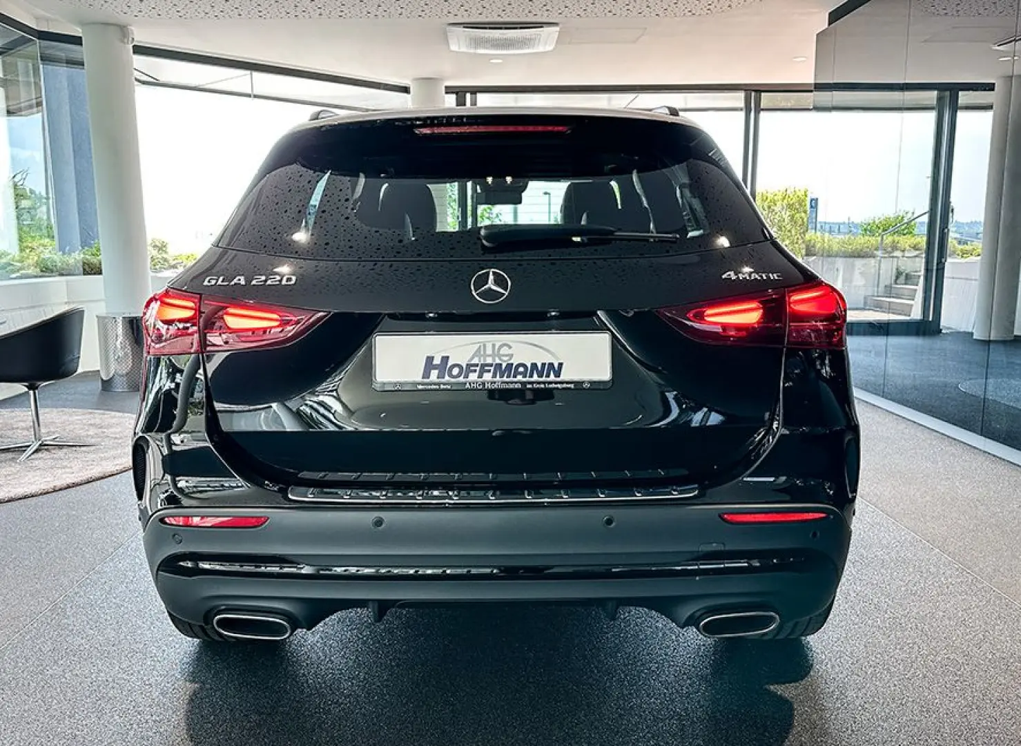 Mercedes-Benz GLA 220 4M AMG+Night+LED+Pano+Burmester