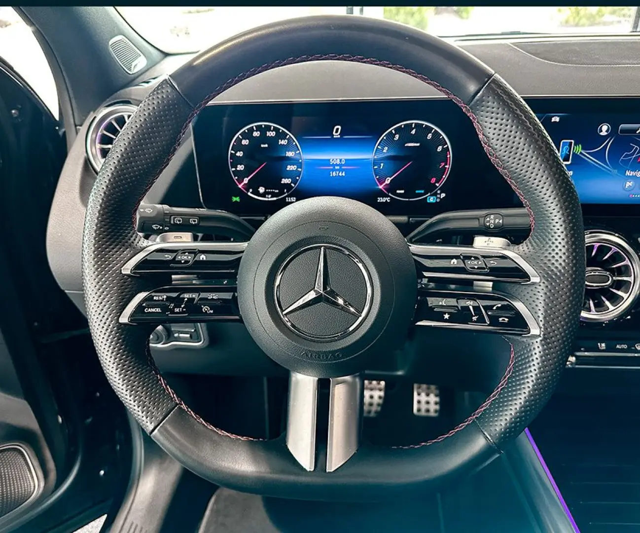 Mercedes-Benz GLA 220 4M AMG+Night+LED+Pano+Burmester