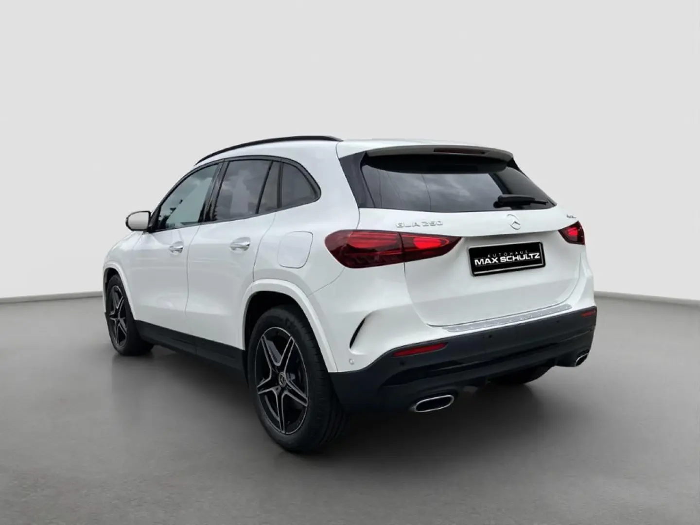 Mercedes-Benz GLA 250 4M AMG*NIGHT*PANO*DISTR KEYL*360°