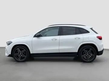 Mercedes-Benz GLA 250 4M AMG*NIGHT*PANO*DISTR KEYL*360°