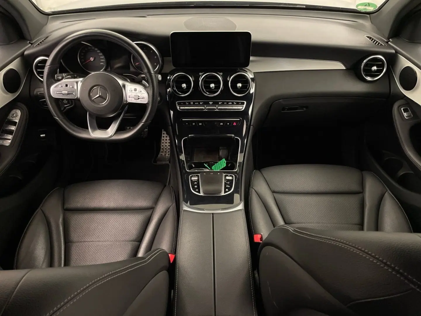 GLC 200 d AMG Line 4Matic AHK Pano S-Dach SpoSi