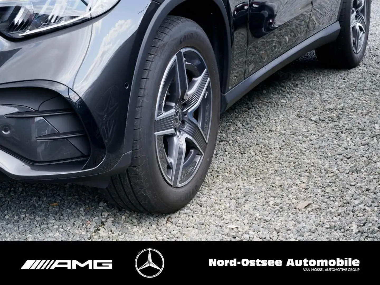 Mercedes-Benz GLC 300 d 4M AMG ADV.  KAMERA  KEYLESS LED