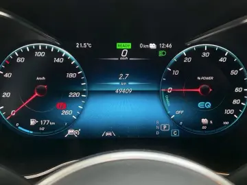Mercedes-Benz b GLC 300 e 4M AMG Line Multibeam  Distr