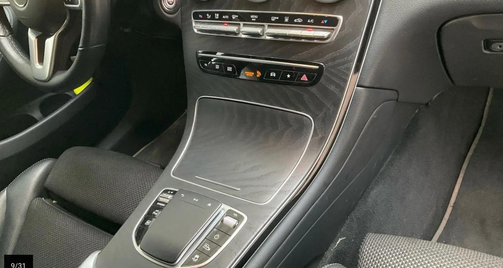 Mercedes-Benz b GLC 300 e 4M AMG Line Multibeam  Distr