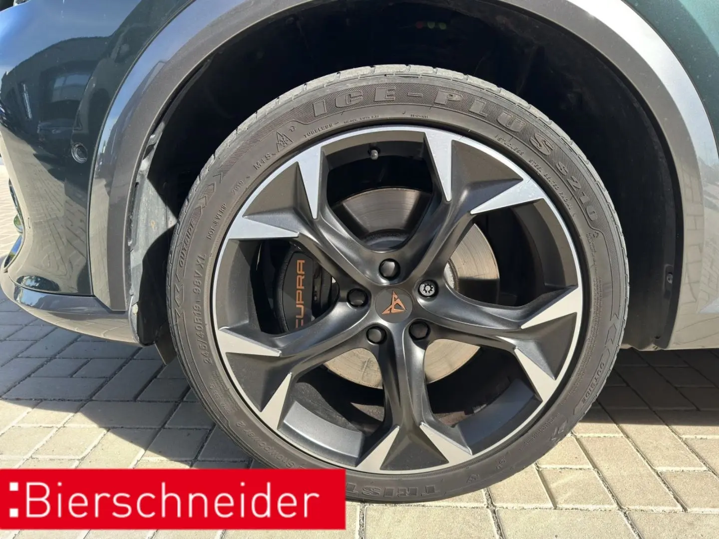 Cupra Formentor  VZ 2.0 TSI DSG 4Dr  LED REAR