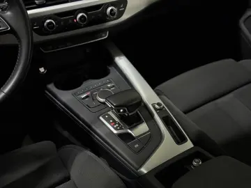 Audi A4 2.0 TDI quattro