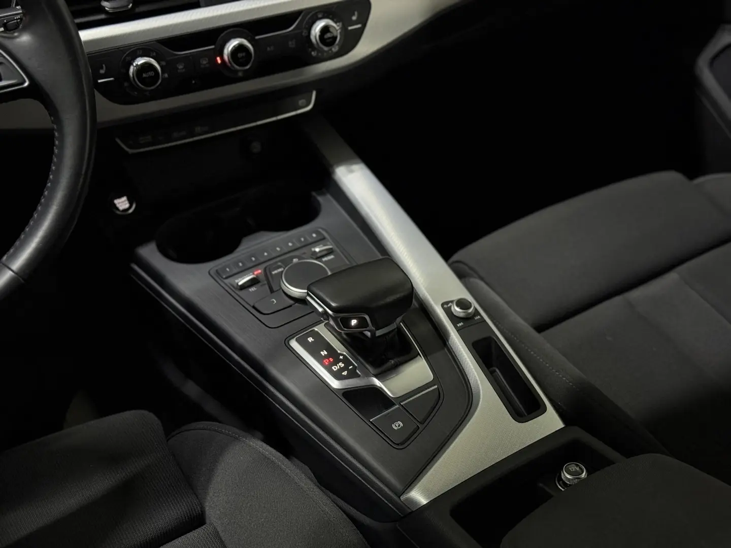 Audi A4 2.0 TDI quattro