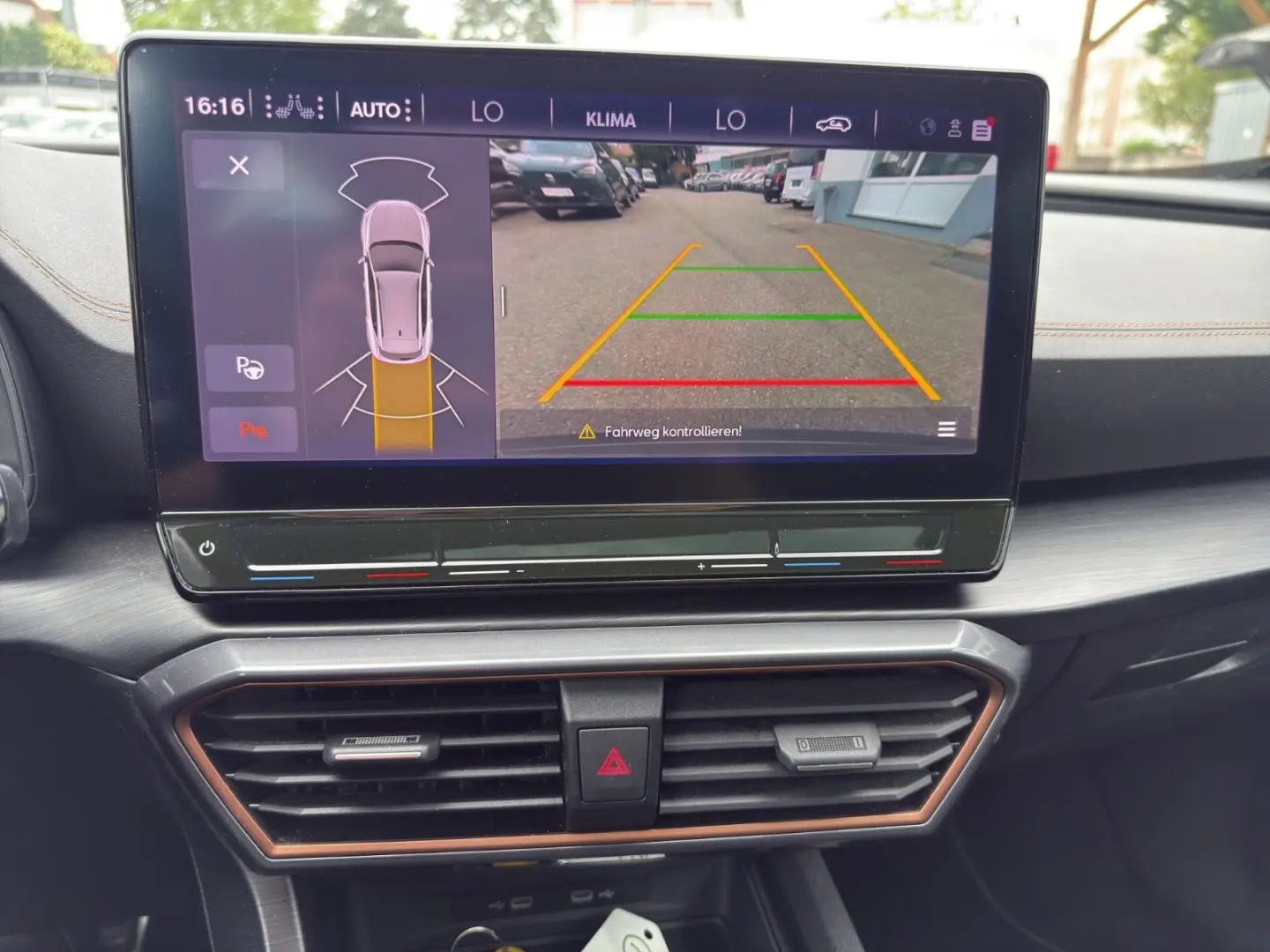Cupra Formentor VZ 4Drive Pano Kamera Ambient