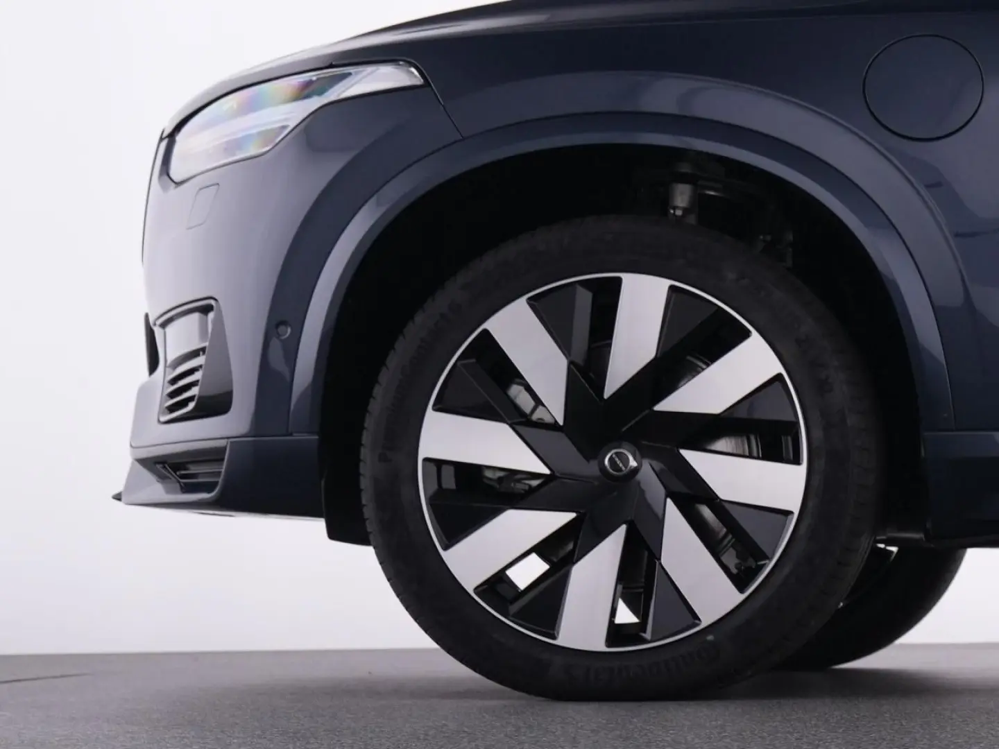 XC90 T8 AWD Ultra Dark+LM21+Luftf+B&W+360Kam+Mas