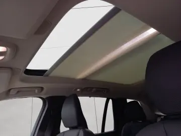 XC90 B5 D AWD Plus Bright   AHK/ LED/ RFK