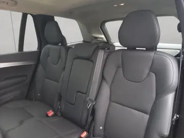 XC90 B5 D AWD Plus Bright   AHK/ LED/ RFK
