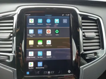 XC90 B5 D AWD Plus Bright   AHK/ LED/ RFK