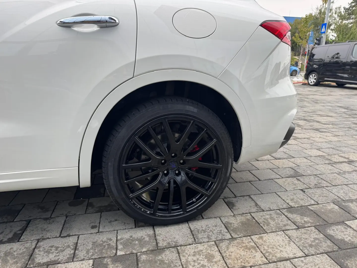 Maserati Levante GranSport 430 cp
