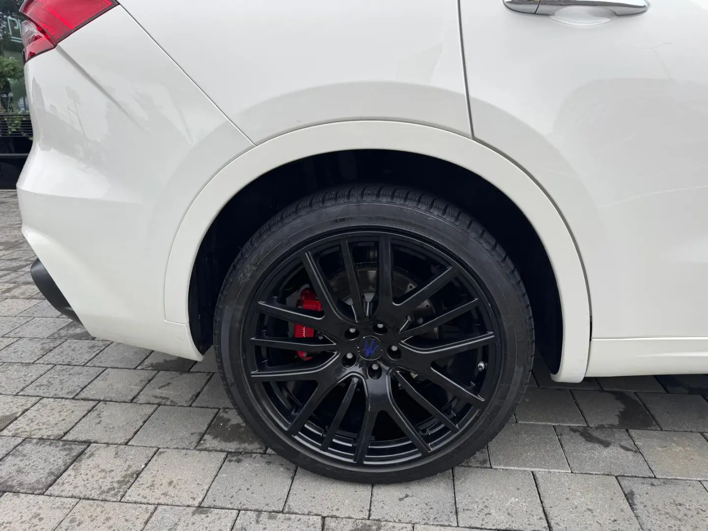 Maserati Levante GranSport 430 cp