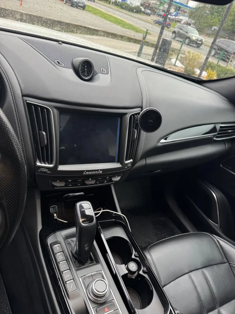 Maserati Levante GranSport 430 cp