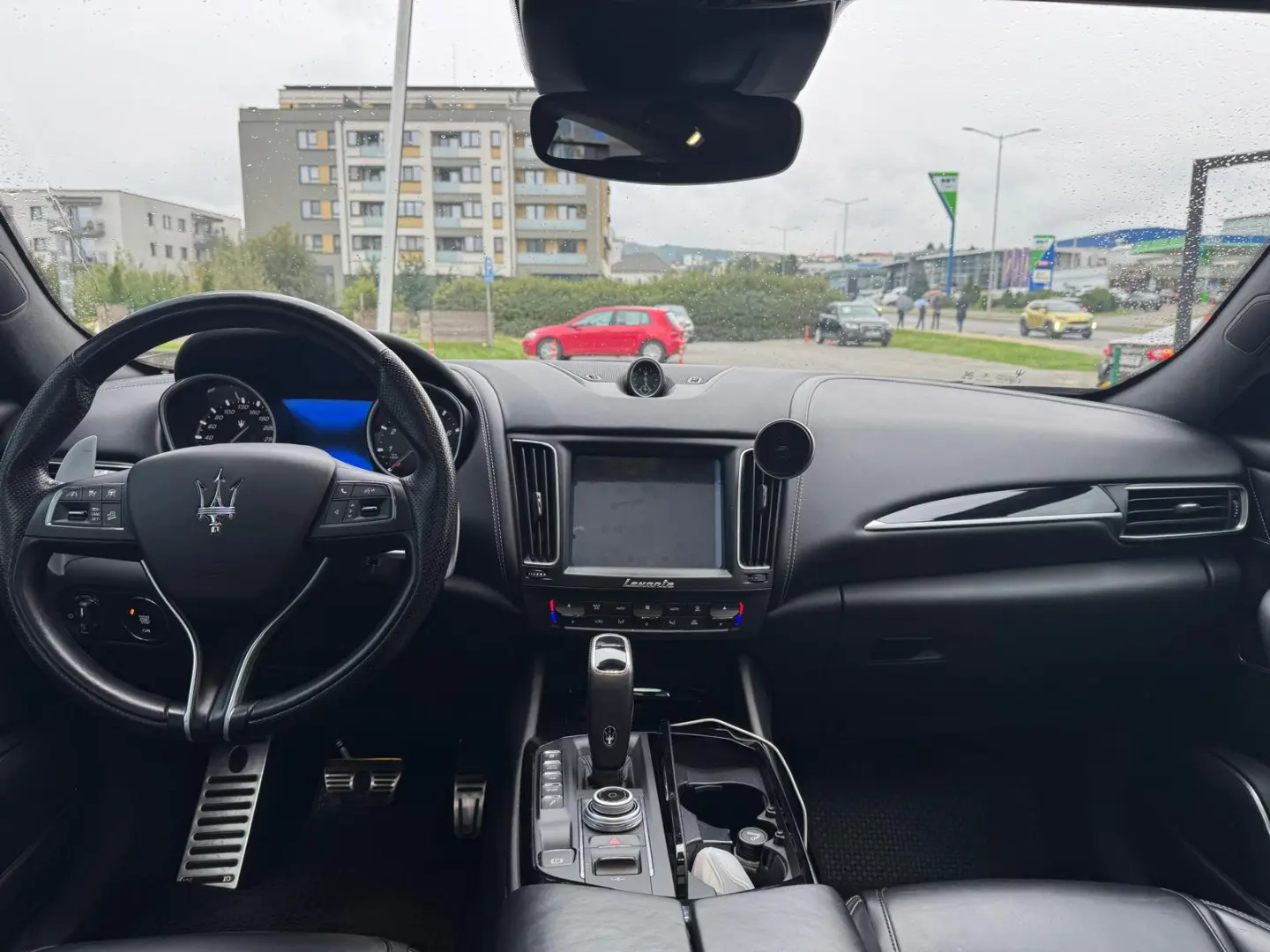 Maserati Levante GranSport 430 cp