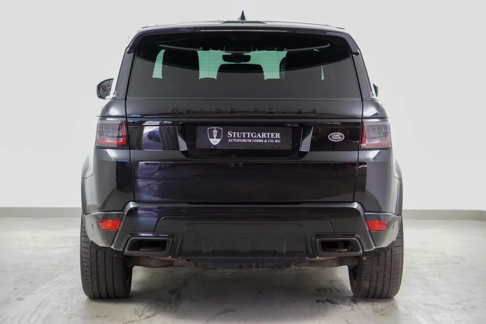 Range Rover Sport P525 HSE Dynamic Stealth Black