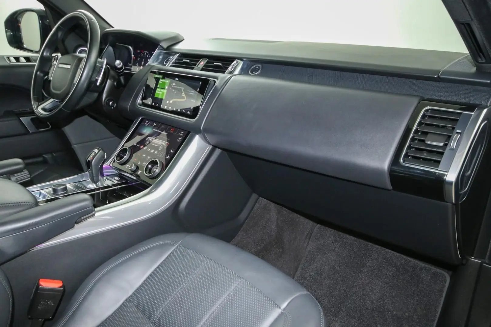 Range Rover Sport P525 HSE Dynamic Stealth Black