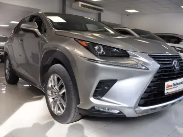 Lexus NX 300h EXE Panorama GARANTIE