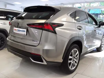 Lexus NX 300h EXE Panorama GARANTIE