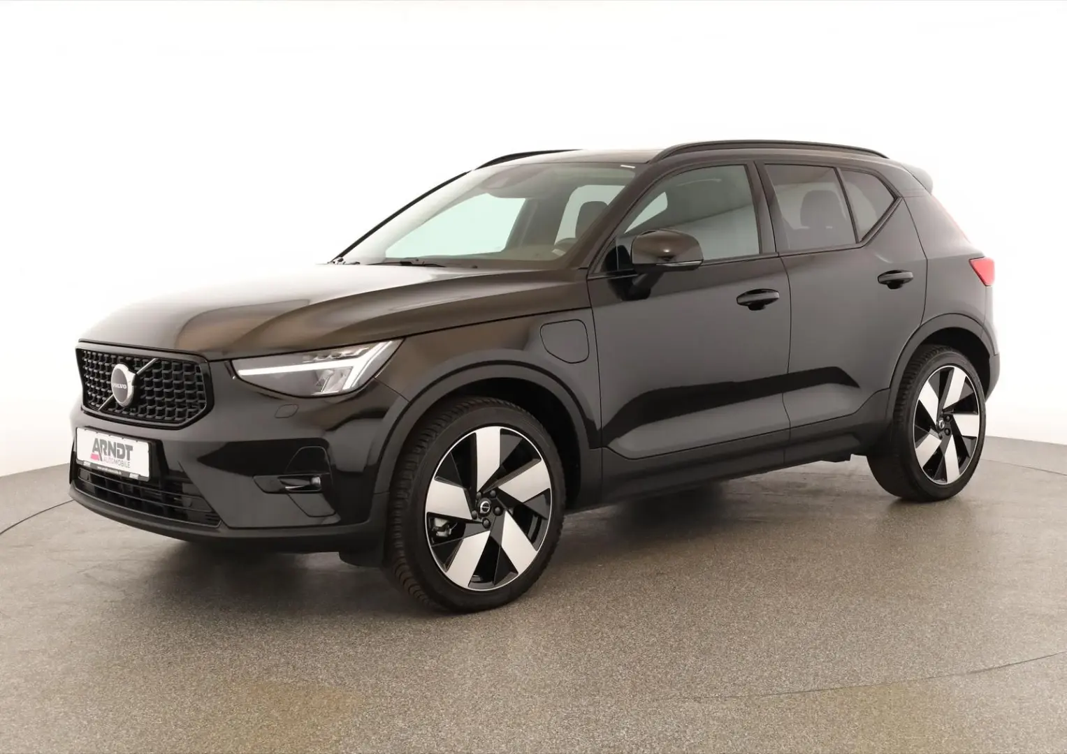 XC40 Recharge T5