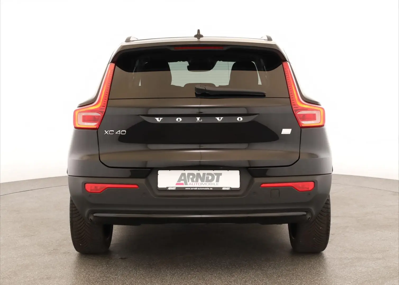XC40 Recharge T5