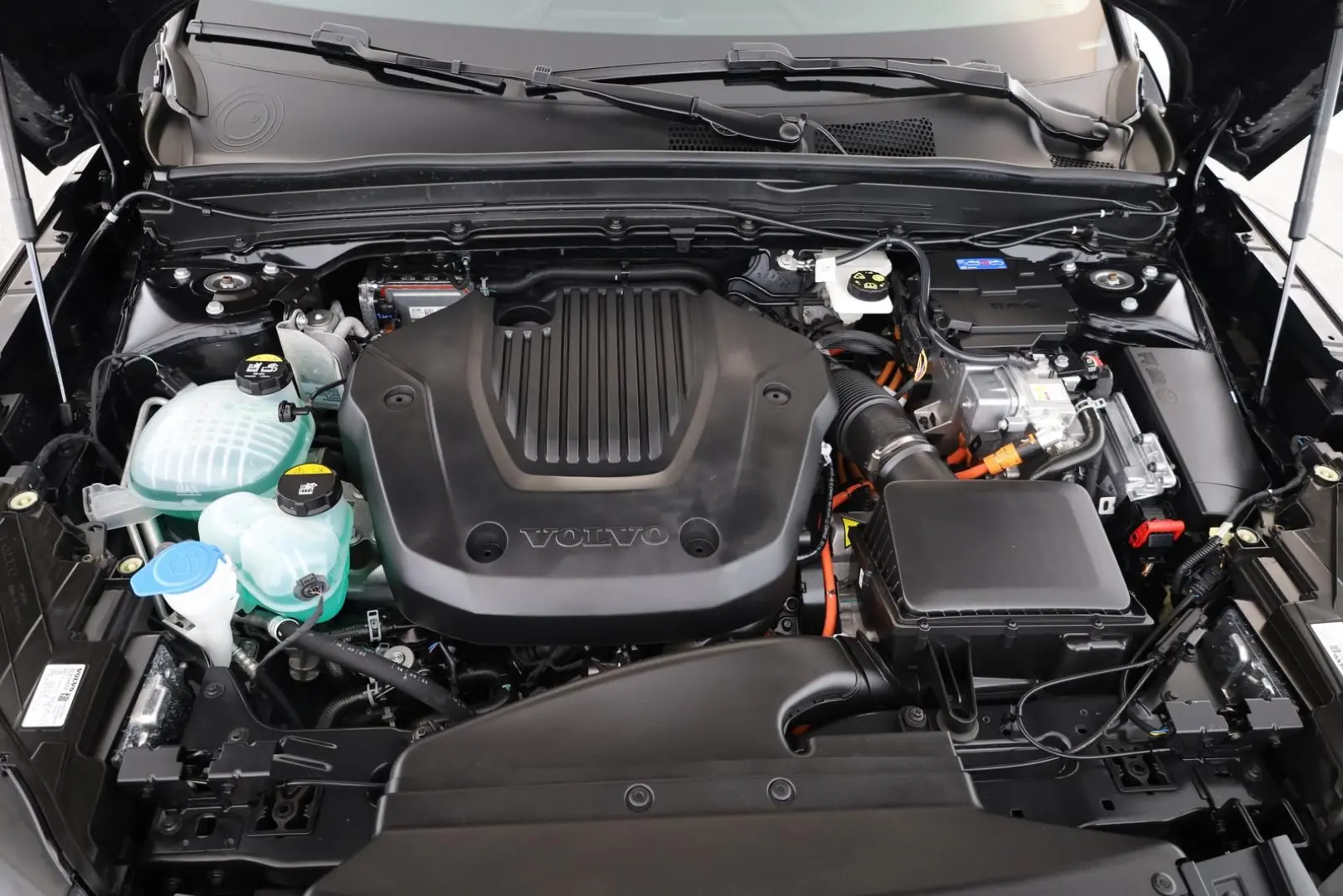 XC40 Recharge T5