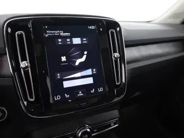 XC40 Recharge T5