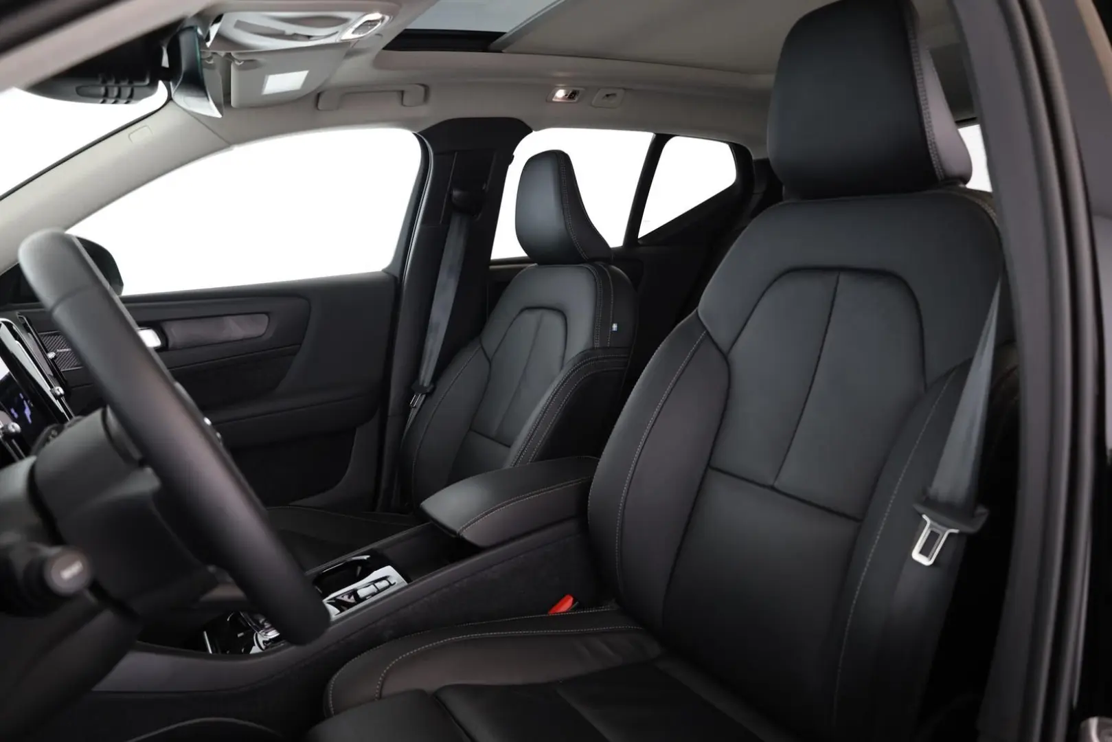 XC40 Recharge T5