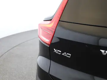 XC40 Recharge T5