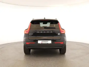 XC40 Recharge T5
