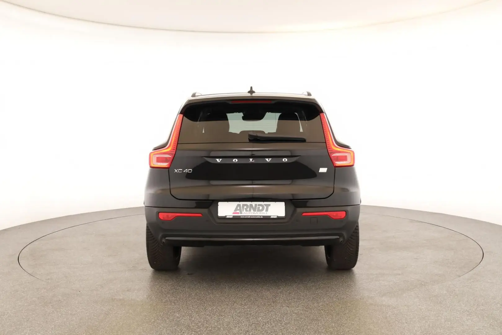 XC40 Recharge T5