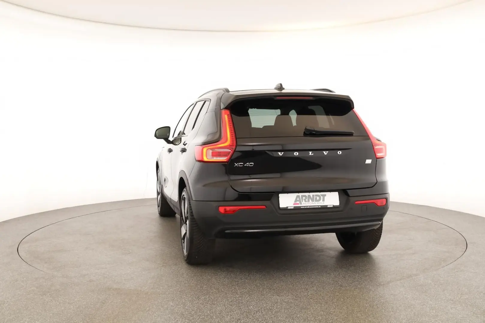 XC40 Recharge T5