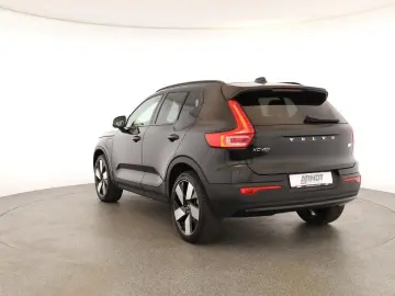 XC40 Recharge T5