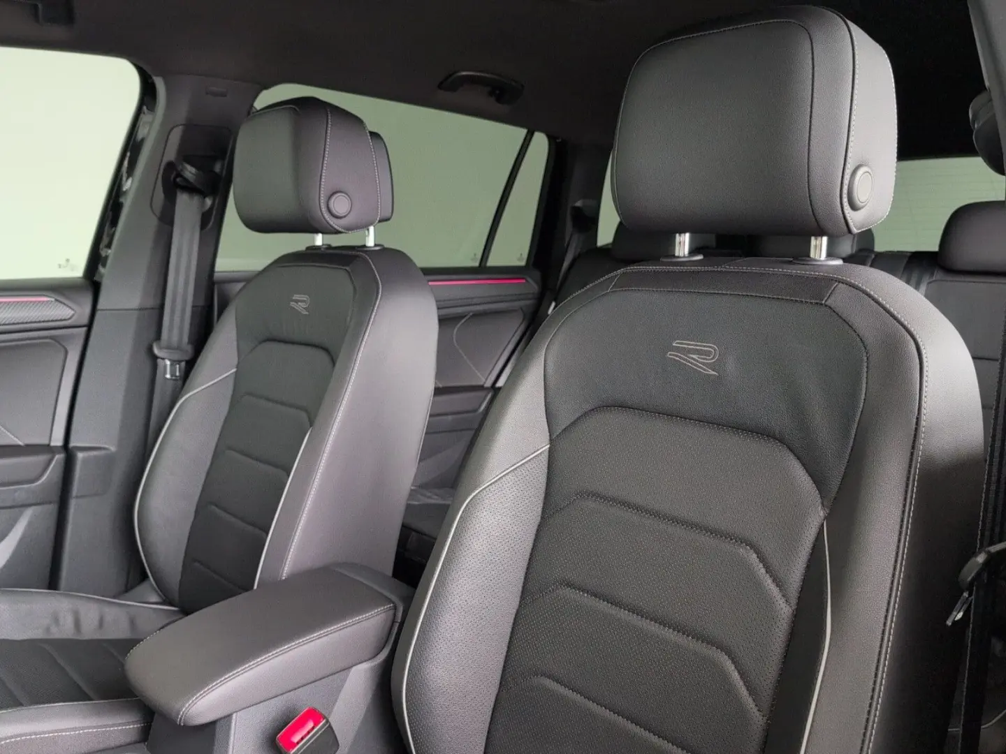 Tiguan Allspace R-LINE BLACK