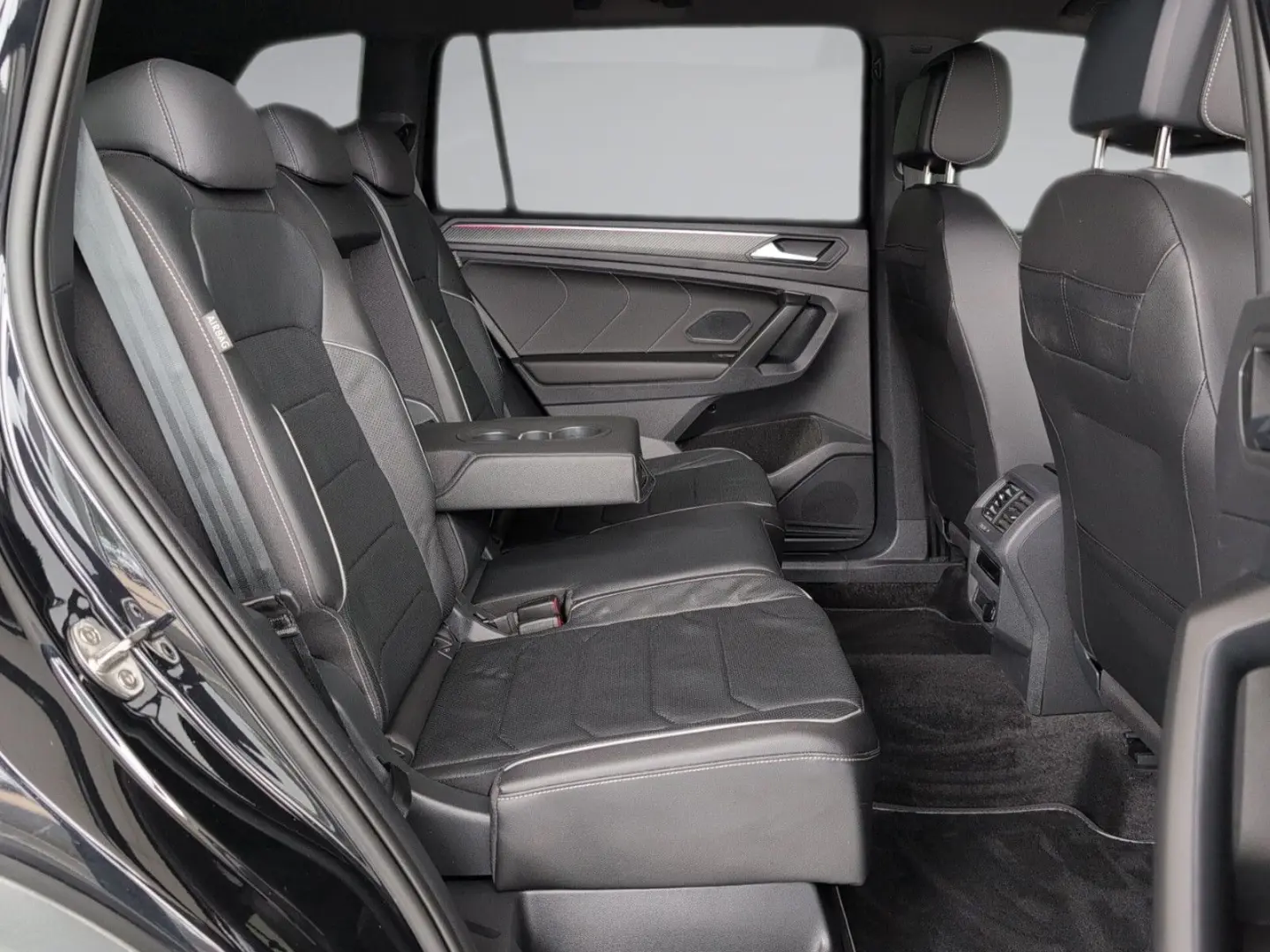 Tiguan Allspace R-LINE BLACK