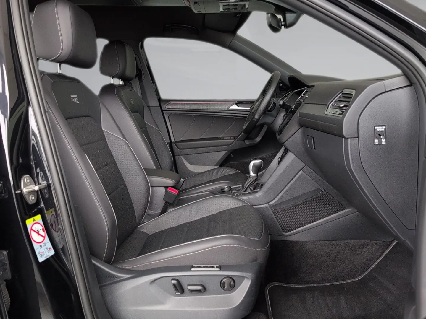 Tiguan Allspace R-LINE BLACK