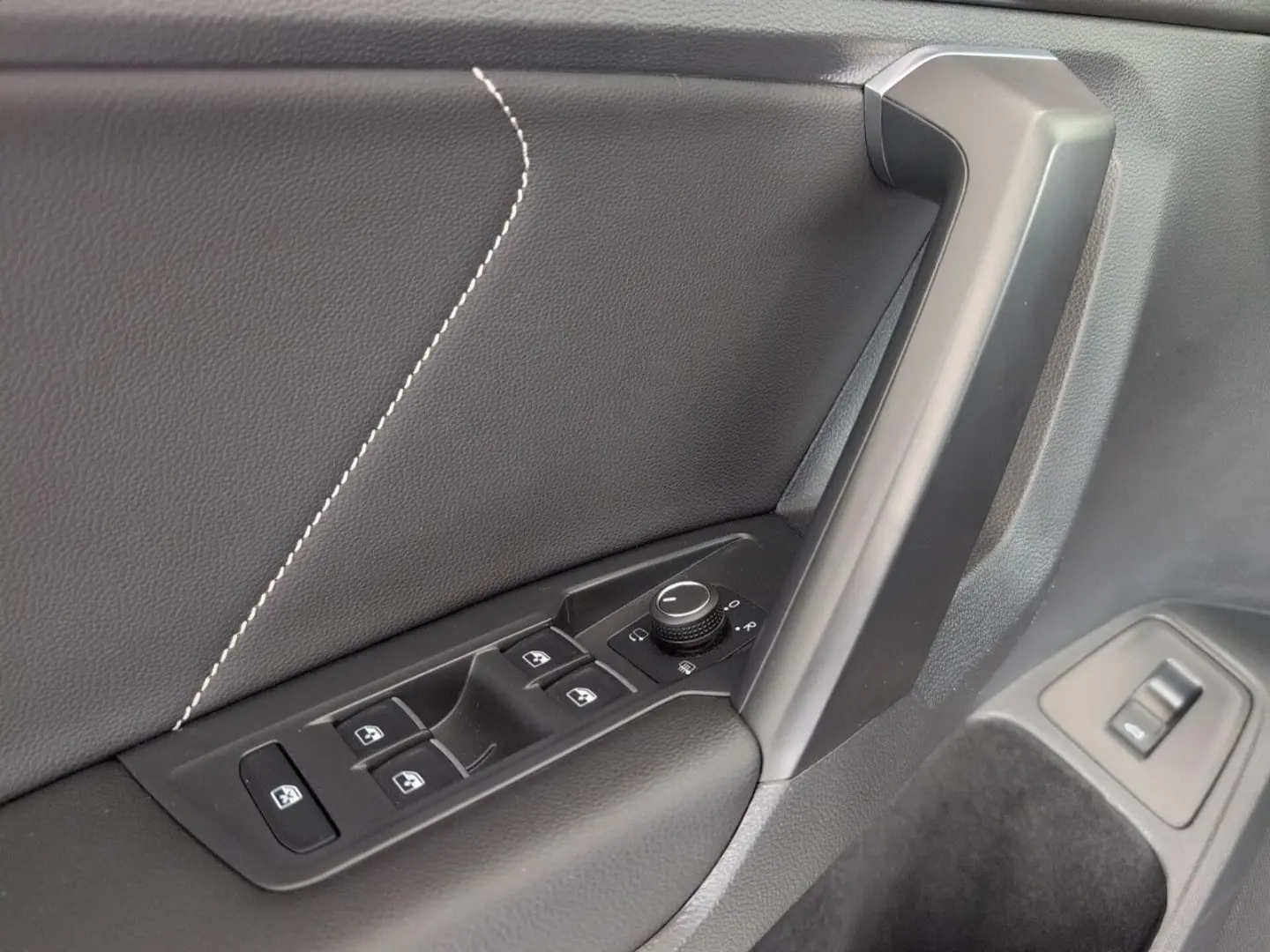 Tiguan Allspace R-LINE BLACK