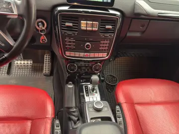 Mercedes G500