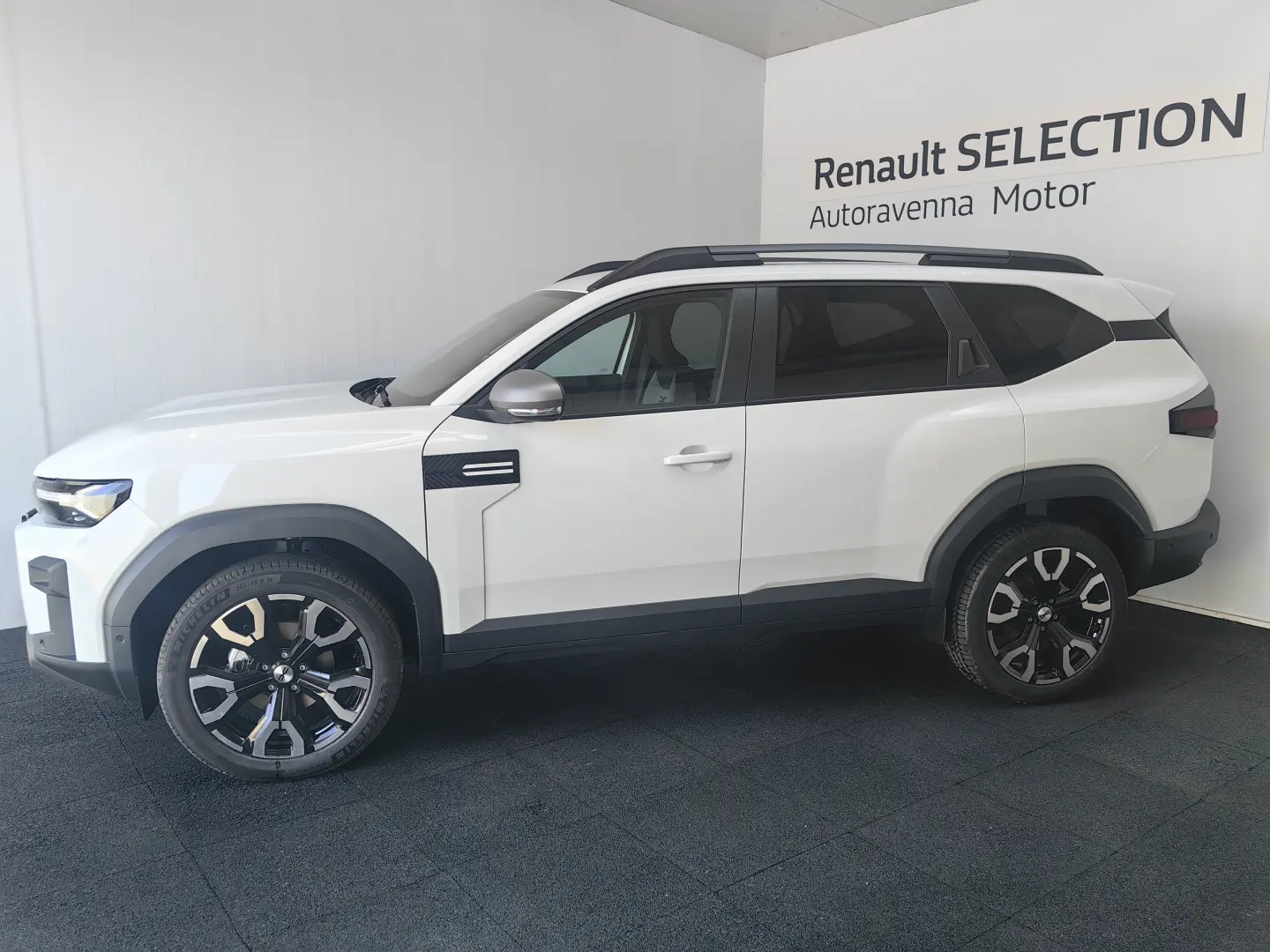 DACIA BIGSTER journey hybrid 155