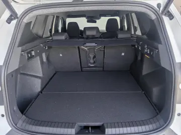 DACIA BIGSTER journey hybrid 155
