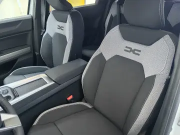 DACIA BIGSTER journey hybrid 155