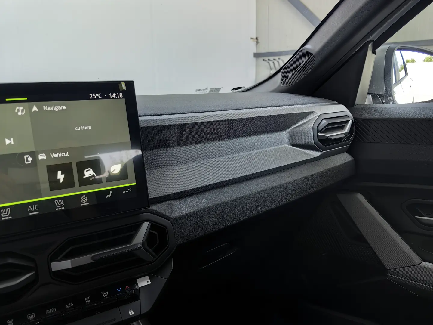 DACIA BIGSTER journey hybrid 155