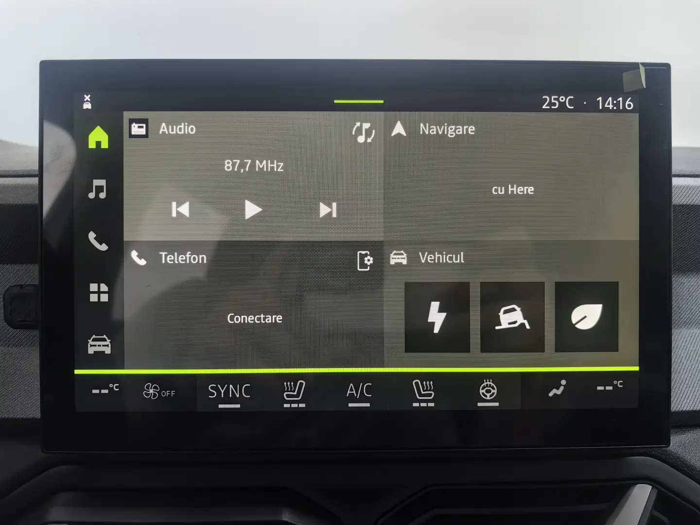 DACIA BIGSTER journey hybrid 155