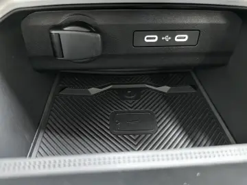 DACIA BIGSTER journey hybrid 155