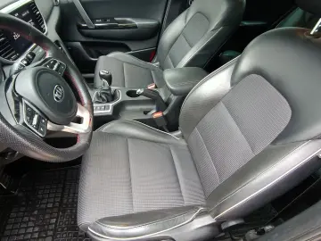 Kia Sportage 1.6 T-GDI 6MT 4x4 GT Line
