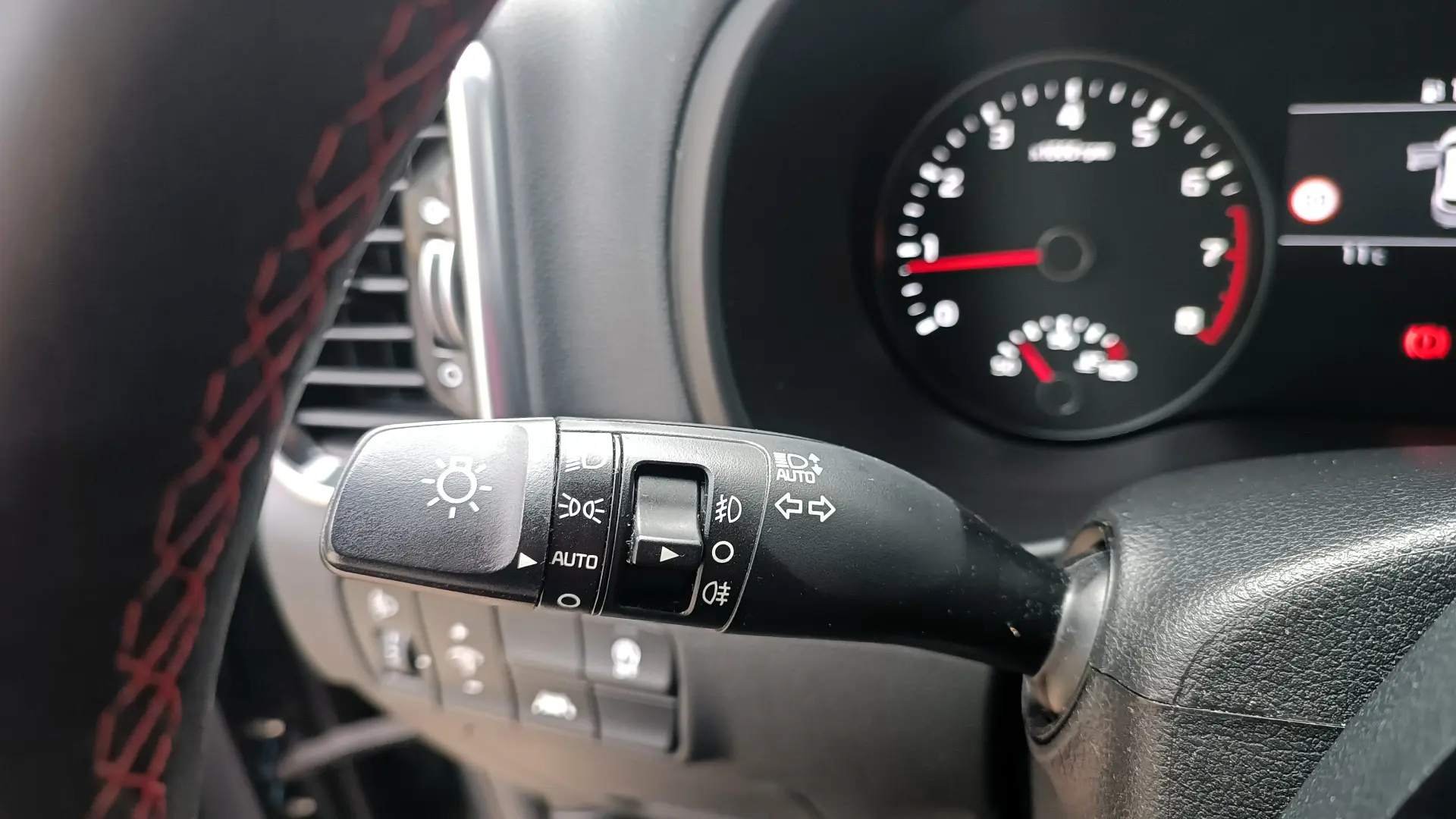 Kia Sportage 1.6 T-GDI 6MT 4x4 GT Line